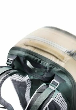 Deuter TRANS ALPINE - Tagesrucksack - Sand/green -Deuter Store 98e31df66aff4990b0735dca9948d1e6